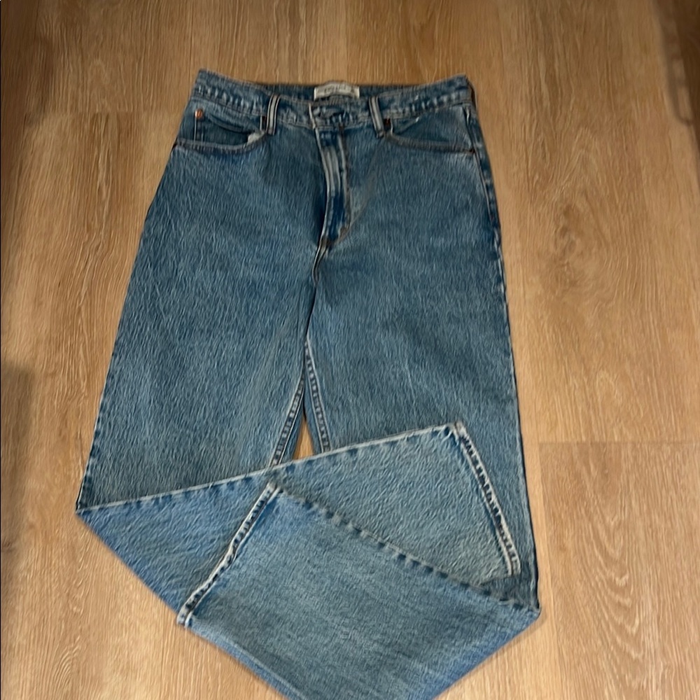 Abercrombie & Fitch 90’s Straight Ultra High Rise Jeans Size 30L/10L